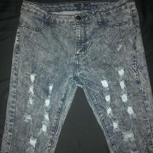 CUTE Ripped Jeans